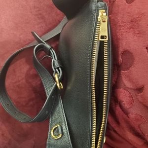 PRADA LEATHER FANNYPACK NWOT